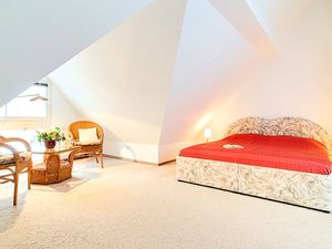 23948046-Ferienwohnung-4-Zingst (Ostseebad)-300x225-5