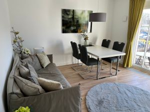 23871419-Ferienwohnung-4-Zingst (Ostseebad)-300x225-1