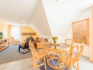 23948605-Ferienwohnung-6-Zingst (Ostseebad)-300x225-5