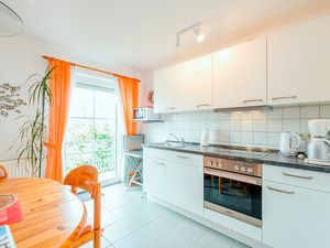 23948158-Ferienwohnung-4-Zingst (Ostseebad)-300x225-5