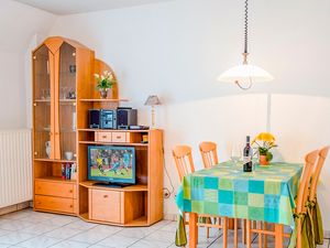 23948160-Ferienwohnung-4-Zingst (Ostseebad)-300x225-4