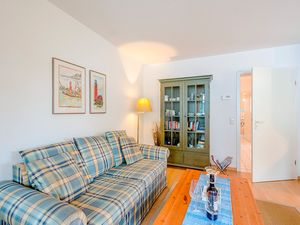 23984370-Ferienwohnung-4-Zingst (Ostseebad)-300x225-2