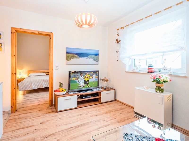 23948618-Ferienwohnung-2-Zingst (Ostseebad)-800x600-2