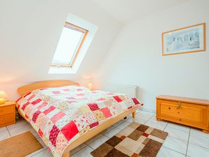 23948160-Ferienwohnung-4-Zingst (Ostseebad)-300x225-5