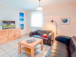 23955553-Ferienwohnung-4-Zingst (Ostseebad)-300x225-1