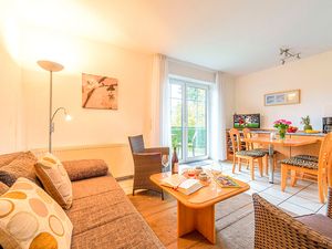 23955618-Ferienwohnung-4-Zingst (Ostseebad)-300x225-1