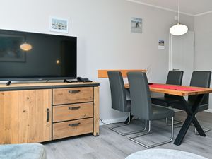 23871342-Ferienwohnung-4-Zingst (Ostseebad)-300x225-1