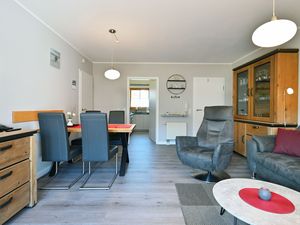 23871342-Ferienwohnung-4-Zingst (Ostseebad)-300x225-2