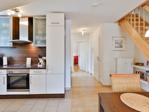 24022889-Ferienwohnung-4-Zingst (Ostseebad)-300x225-5