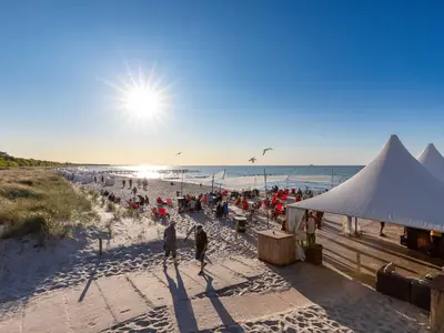 Ferienwohnung Deichblick Aparthotel Zingst - Hauptstrandaufgang