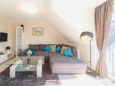 Ferienwohnung für 6 Personen (78 m²) in Zingst (Ostseebad) 1/10