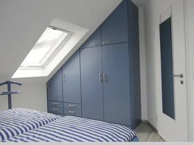 Schlafzimmer mit Doppelbett