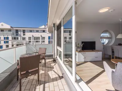 Ferienwohnung Kleine Freiheit Zingst - Zugang zum Balkon über das Wohnzimmer