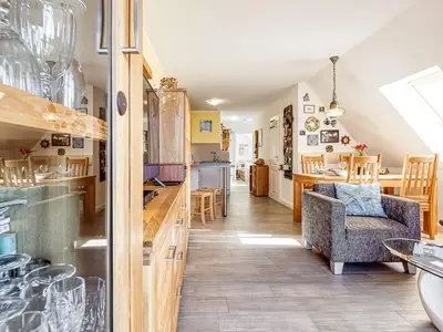 Wohnbereich mit Blick zur Essecke