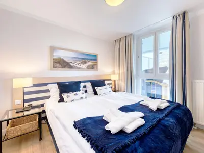 Ferienwohnung Strandläufer Aparthotel Zingst - Schlafzimmer
