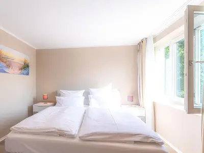 Ferienwohnung Kapitän Ed Aparthotel Zingst - Schlafzimmer