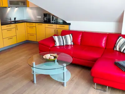 Sofa mit Blick zur Küche