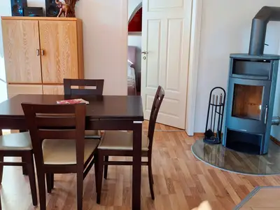 Essbereich und Kaminofen