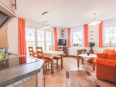 Ferienwohnung für 2 Personen (58 m²) in Zingst 1/10