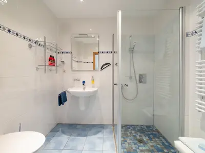 Ferienwohnung für 6 Personen (55 m²) in Zingst 10/10