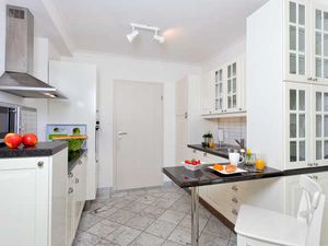 23014015-Ferienwohnung-3-Zinnowitz-300x225-5