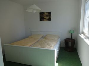 18629555-Ferienwohnung-2-Zinnowitz-300x225-4