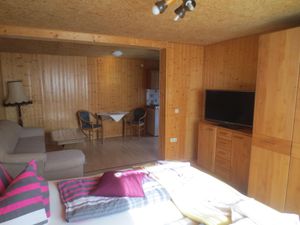 23473090-Ferienwohnung-2-Zinnowitz-300x225-0