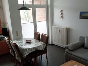 23324262-Ferienwohnung-4-Zinnowitz-300x225-1