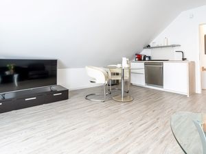 23546209-Ferienwohnung-3-Zinnowitz-300x225-2