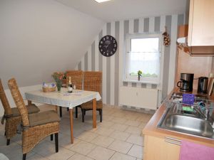 22371727-Ferienwohnung-4-Zinnowitz-300x225-2