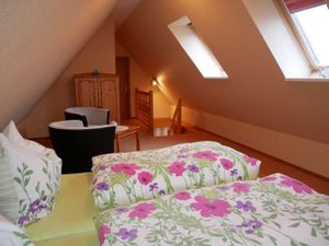 22371727-Ferienwohnung-4-Zinnowitz-300x225-4