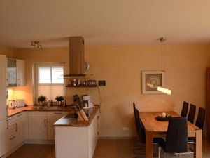 23937383-Ferienwohnung-8-Zinnowitz-300x225-0