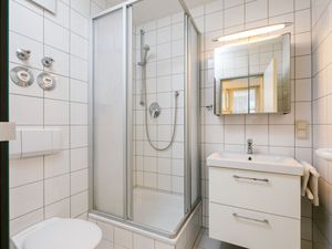 23868792-Ferienwohnung-3-Zinnowitz-300x225-2