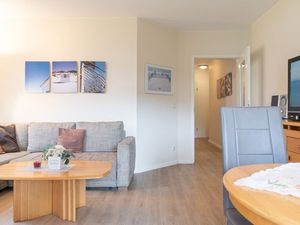 22204627-Ferienwohnung-6-Zinnowitz-300x225-4