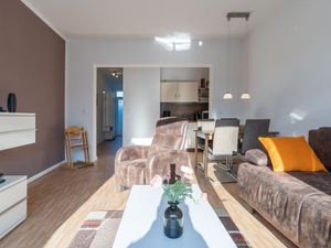 22204699-Ferienwohnung-4-Zinnowitz-300x225-4