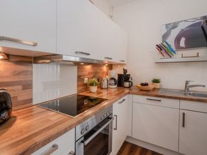 22204585-Ferienwohnung-4-Zinnowitz-300x225-3