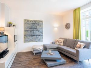 22204671-Ferienwohnung-4-Zinnowitz-300x225-1