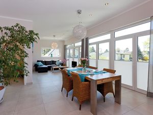 23206389-Ferienwohnung-2-Zinnowitz-300x225-1