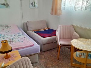 24004848-Ferienwohnung-2-Zinnowitz-300x225-5