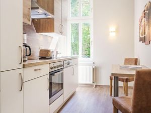 24007171-Ferienwohnung-4-Zinnowitz-300x225-5