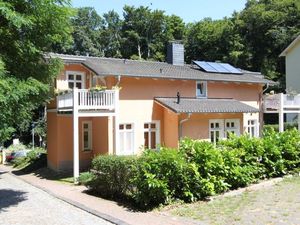 21777363-Ferienwohnung-3-Zinnowitz-300x225-1