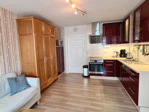 23473170-Ferienwohnung-4-Zinnowitz-300x225-4