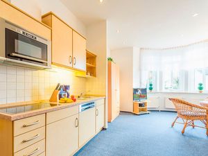 23971630-Ferienwohnung-4-Zinnowitz-300x225-5