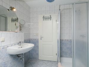 23868351-Ferienwohnung-4-Zinnowitz-300x225-5