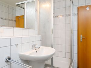 23869584-Ferienwohnung-3-Zinnowitz-300x225-4