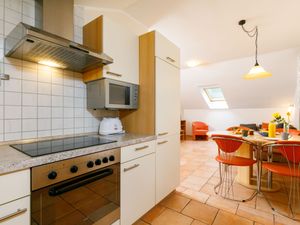 23868351-Ferienwohnung-4-Zinnowitz-300x225-1