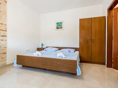 Ferienwohnung für 2 Personen (30 m²) in Zirje 5/10