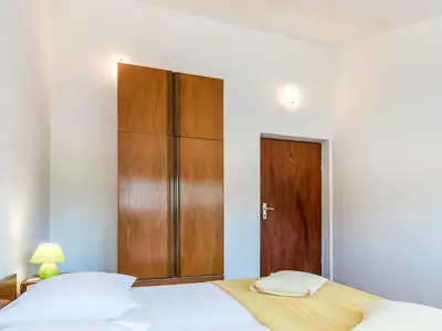 Ferienwohnung für 4 Personen (50 m²) in Zirje 9/10