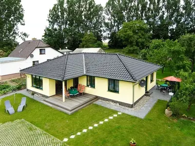 Ferienwohnung für 3 Personen (40 m²) in Zirkow (Rügen) 1/10