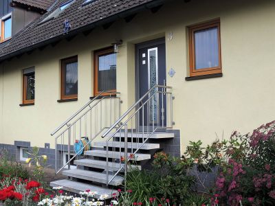 Ferienwohnung für 6 Personen in Zirndorf 1/10